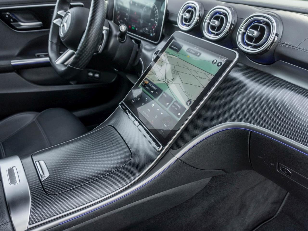 Mercedes-Benz C 300 e T AMG Night Distronic Multikontur 360°