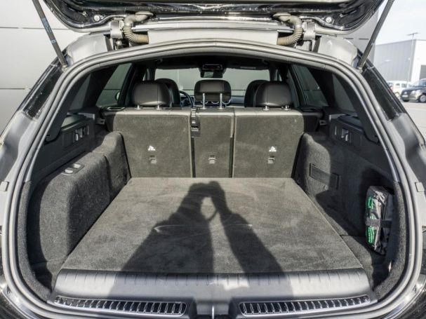 Mercedes-Benz C 300 e T AMG Night Distronic Multikontur 360°