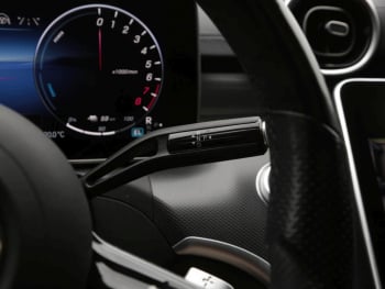 Mercedes-Benz C 300 e T AMG Night Panorama Head-Up AHK 360°