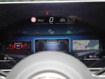Mercedes-Benz C 300 e T AMG Night Panorama Head-Up AHK 360°