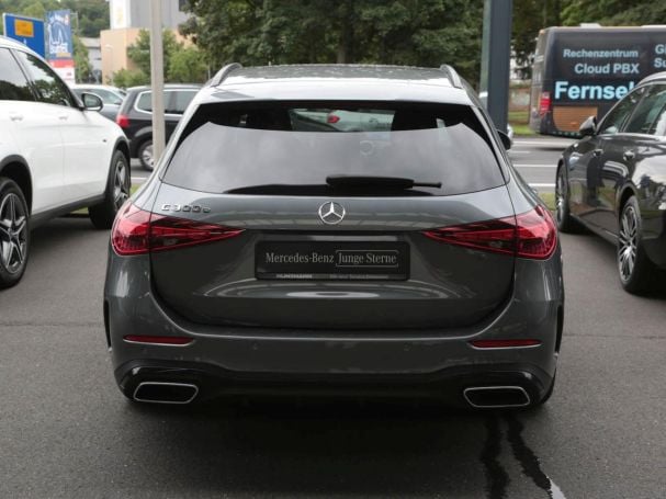 Mercedes-Benz C 300 e T AMG Night Panorama Head-Up AHK 360° Mercedes-Benz C 300 e T AMG Night Panorama Head-Up AHK 360°