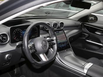 Mercedes-Benz C 300 e T AMG Night Panorama Head-Up AHK 360°