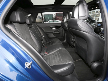 Mercedes-Benz C 300 e T AMG Night Distronic Panorama Head-Up