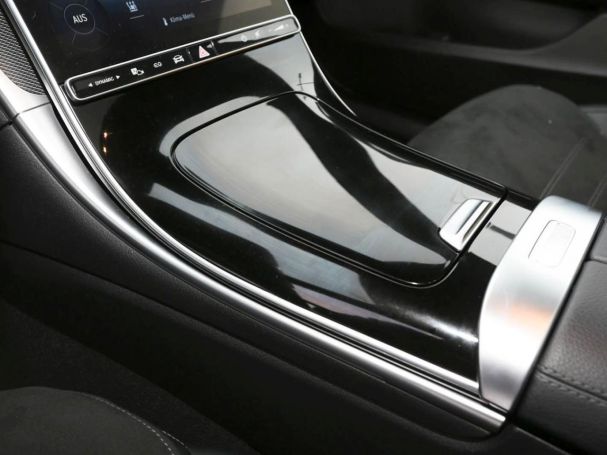 Mercedes-Benz C 300 e T AMG Night Distronic Panorama Head-Up