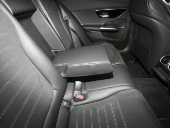 Mercedes-Benz C 300 e T AMG Night Distronic Panorama Head-Up