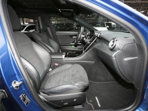 Mercedes-Benz C 300 e T AMG Night Distronic Panorama Head-Up