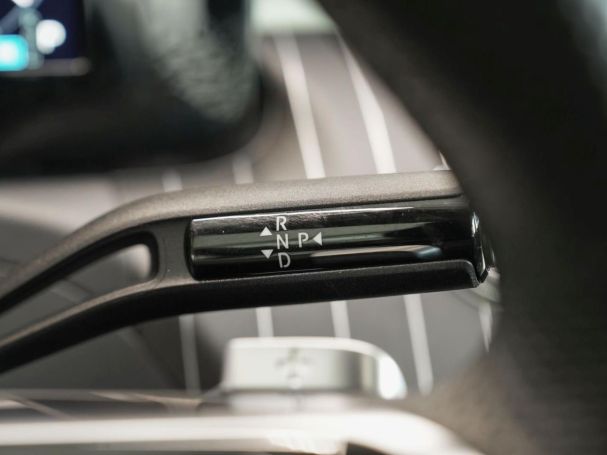 Mercedes-Benz C 300 e T AMG MBUX Navi Panorama AHK Kamera