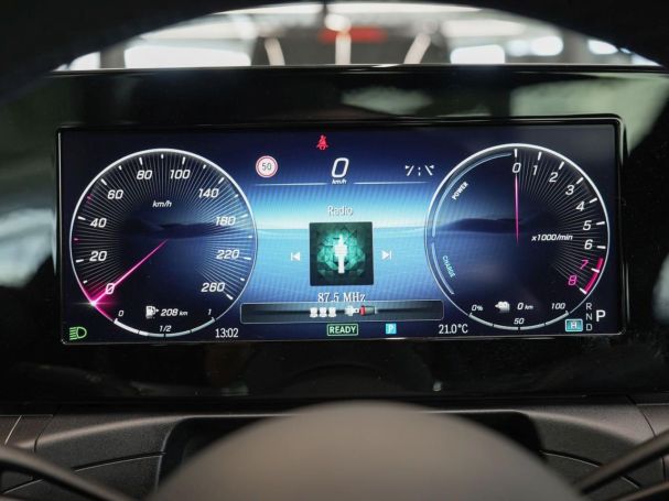 Mercedes-Benz C 300 e T AMG MBUX Navi Panorama AHK Kamera