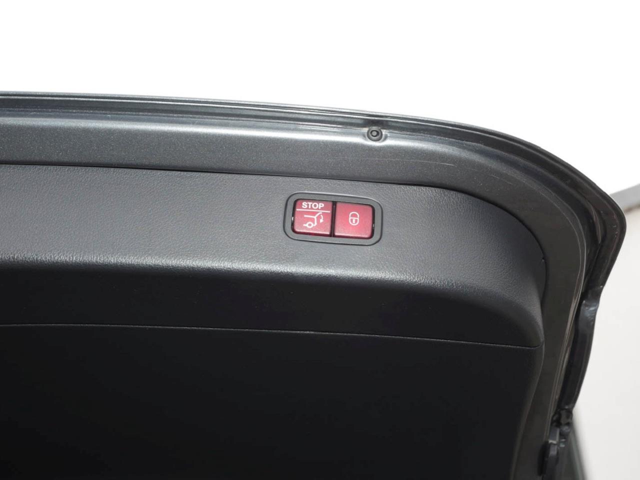 Mercedes-Benz C 43 AMG 4M T Panorama Distronic NP 106.850