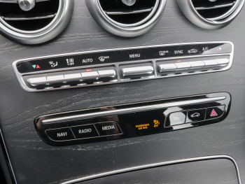 Mercedes-Benz C 200 AMG Navi LED Distronic Rückfahrkamera