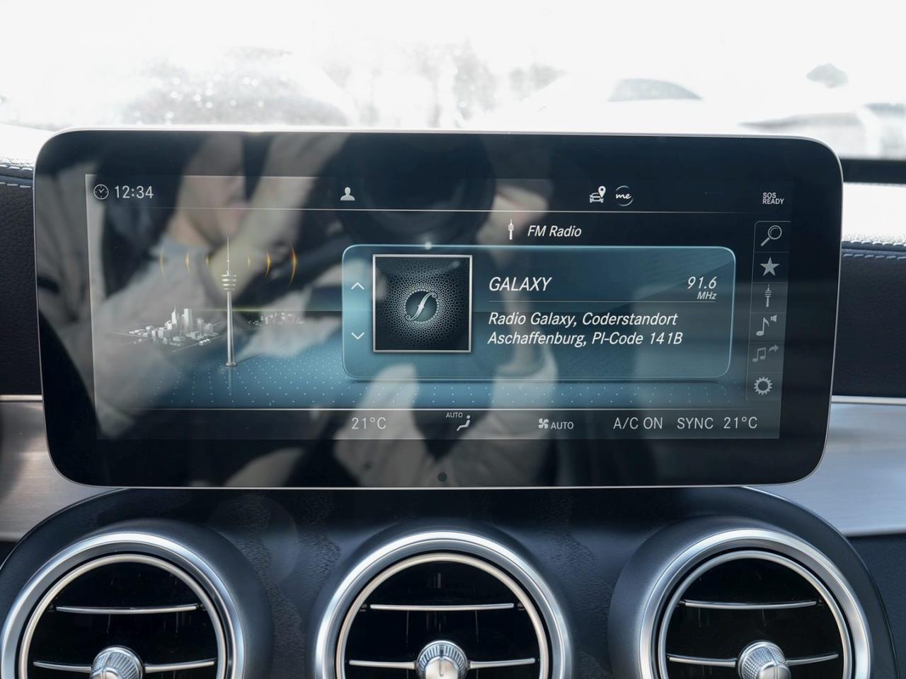 Mercedes-Benz C 220 d 4M Night Panorama Sitzklima Distronic