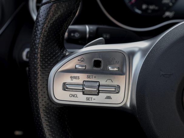 Mercedes-Benz C 220 d 4M Night Panorama Sitzklima Distronic