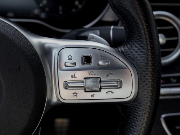 Mercedes-Benz C 220 d 4M Night Panorama Sitzklima Distronic