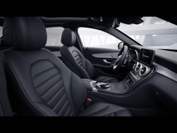 Mercedes-Benz C 220 d 4M Night Panorama Sitzklima Distronic