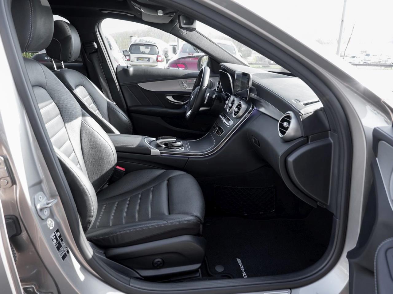 Mercedes-Benz C 220 d 4M Night Panorama Sitzklima Distronic