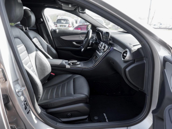 Mercedes-Benz C 220 d 4M Night Panorama Sitzklima Distronic