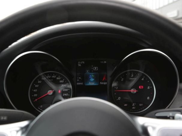 Mercedes-Benz C 300 d AMG Night Navi LED Kamera Spur-Paket Mercedes-Benz C 300 d AMG Night Navi LED Kamera Spur-Paket