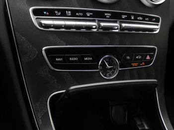 Mercedes-Benz C 300 de AMG Navi LED Distronic Burmester 
