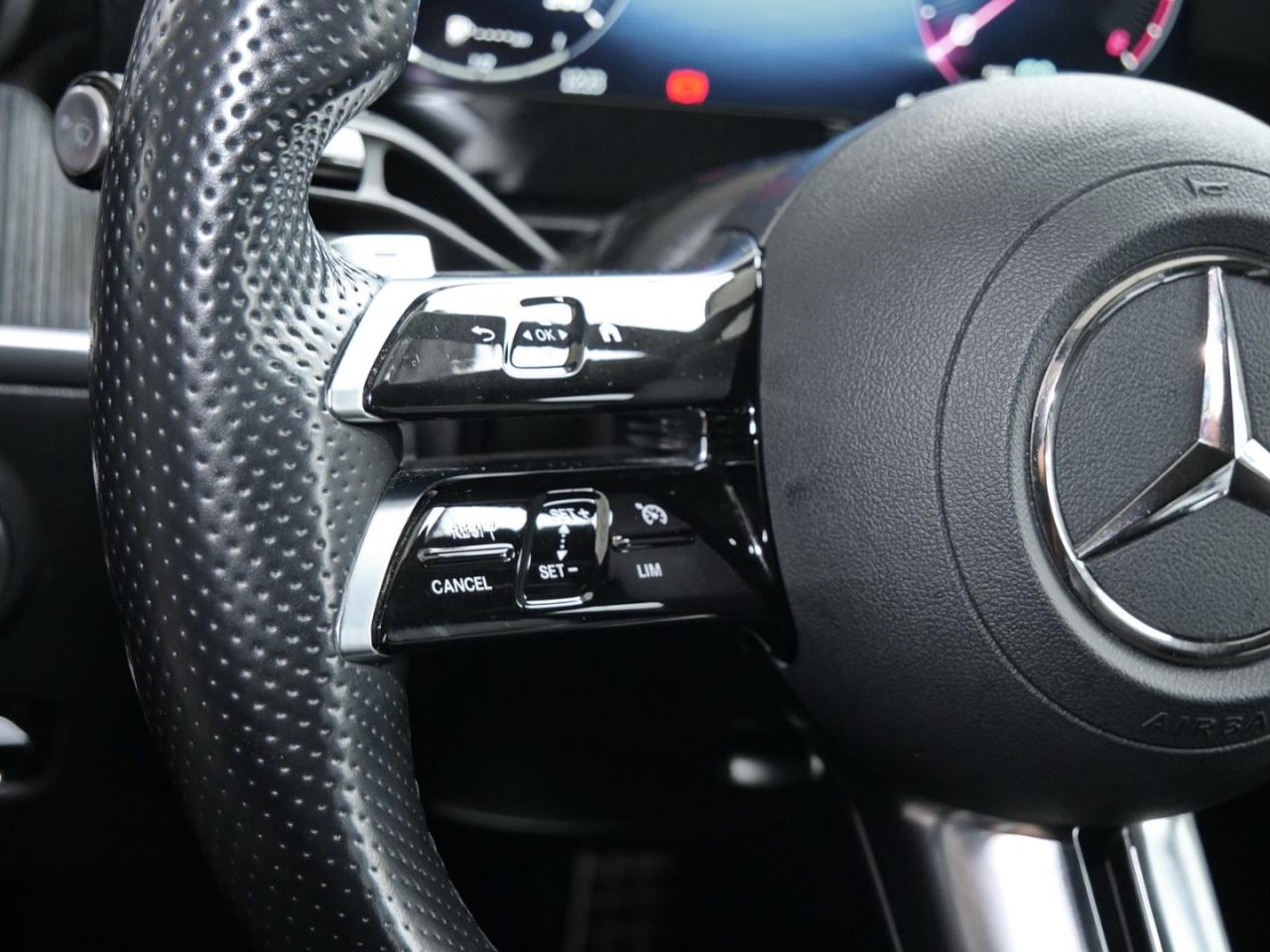 Mercedes-Benz C 180 AMG Night MBUX Navi Kamera Klima