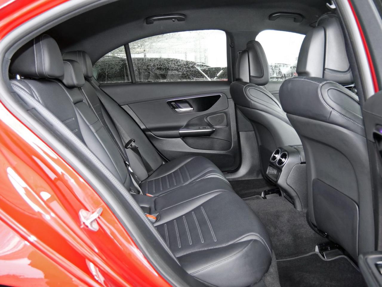 Mercedes-Benz C 180 AMG Night MBUX Navi Kamera Klima