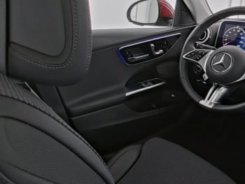 Mercedes-Benz C 180 Avantgarde MBUXNavi-Prem. Panorama Kamera