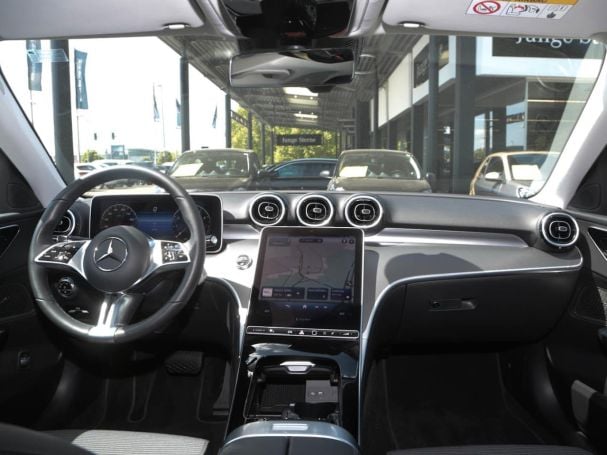 Mercedes-Benz C 180 Avantgarde MBUXNavi-Prem. Panorama Kamera Mercedes-Benz C 180 Avantgarde MBUXNavi-Prem. Panorama Kamera