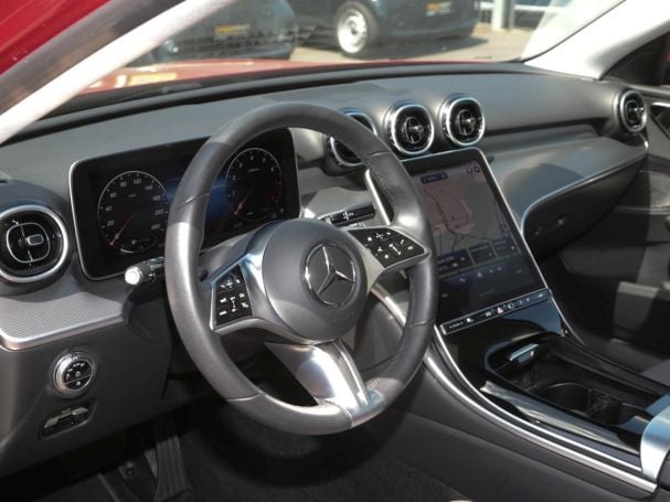 Mercedes-Benz C 180 Avantgarde MBUXNavi-Prem. Panorama Kamera Mercedes-Benz C 180 Avantgarde MBUXNavi-Prem. Panorama Kamera
