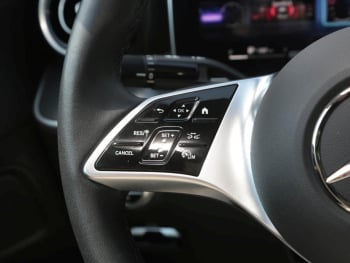 Mercedes-Benz C 180 Avantgarde MBUXNavi-Prem. Panorama Kamera