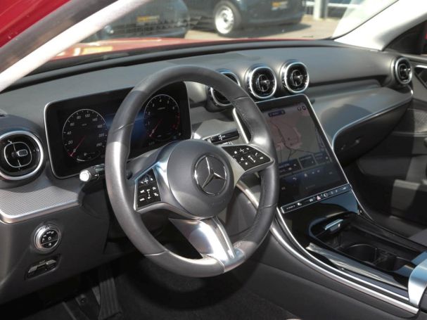 Mercedes-Benz C 180 Avantgarde MBUXNavi-Prem. Panorama Kamera Mercedes-Benz C 180 Avantgarde MBUXNavi-Prem. Panorama Kamera