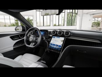 Mercedes-Benz C 200 d AMG Distronic Panorama AHK Memory 360°