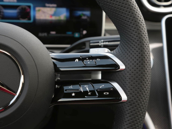 Mercedes-Benz C 200 d AMG Night Panorama Memory AHK 360°