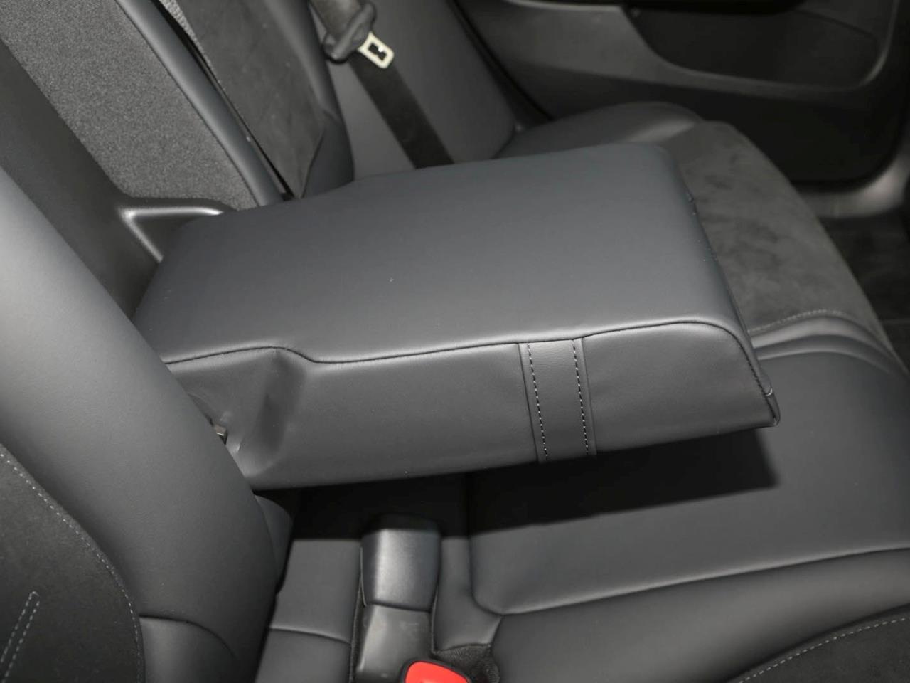 Mercedes-Benz C 200 d AMG Night Panorama Memory AHK 360°