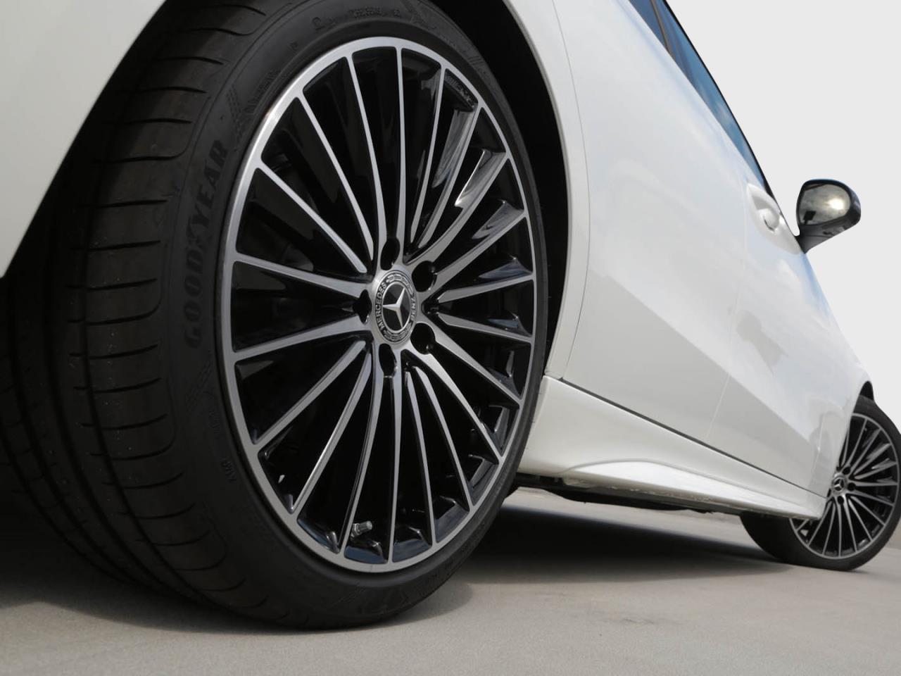 Mercedes-Benz C 200 d AMG Night Panorama Memory AHK 360°