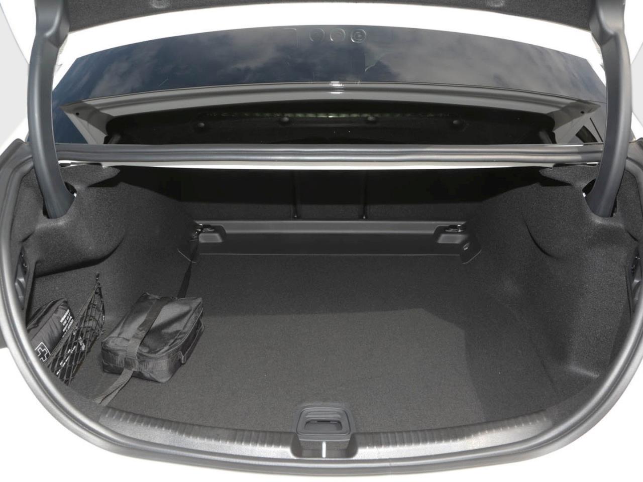 Mercedes-Benz C 200 d AMG Night Panorama Memory AHK 360°