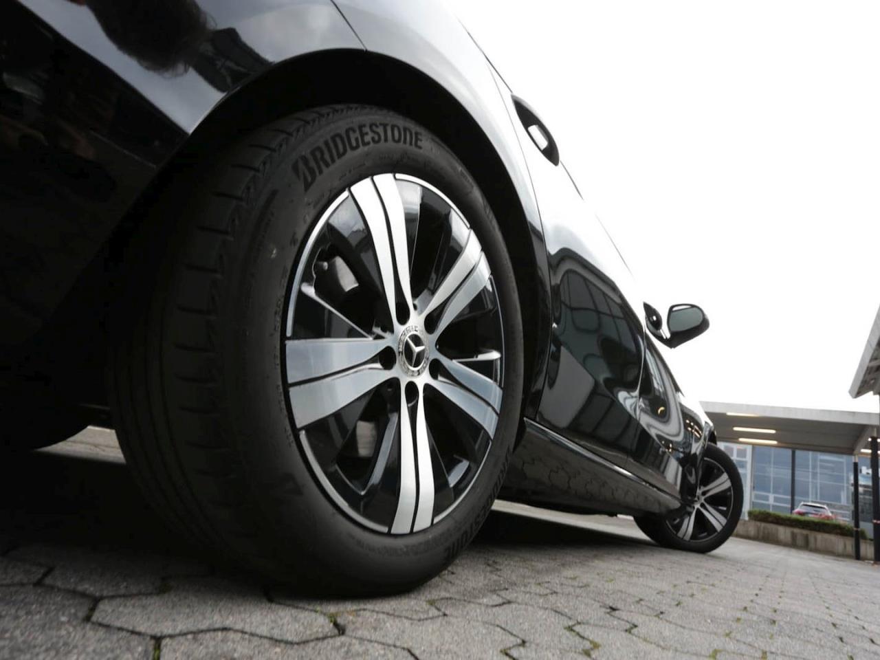 Mercedes-Benz C 200 d Avantgarde MBUX Navi-Prem. Kamera SpurH