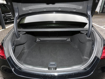 Mercedes-Benz C 200 d Avantgarde MBUX Navi-Prem. Kamera SpurH