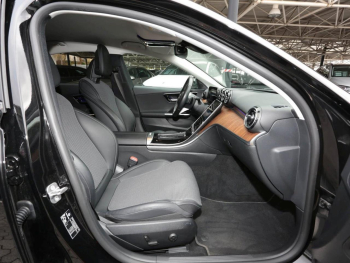 Mercedes-Benz C 200 d Avantgarde MBUX Navi-Prem. Kamera SpurH