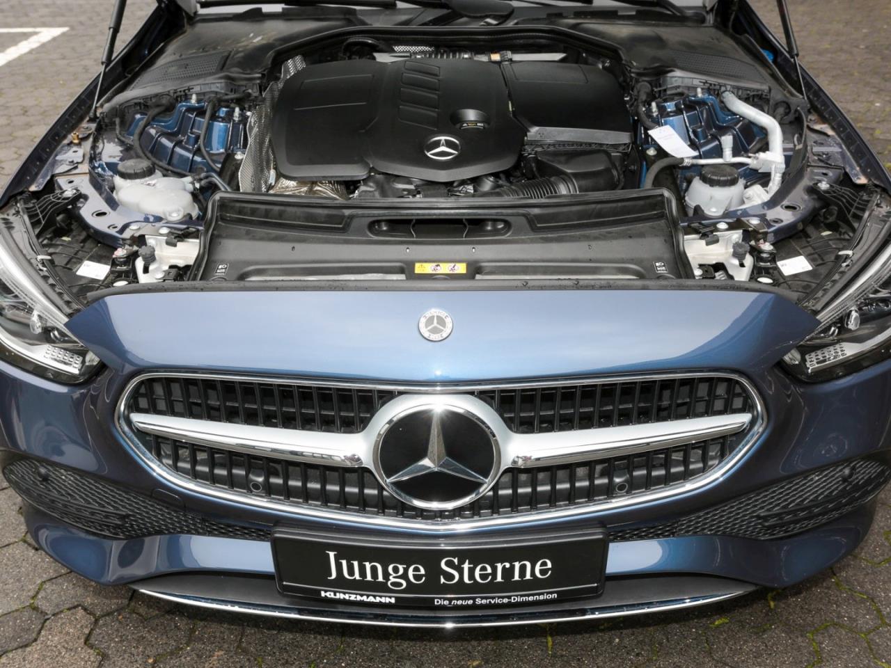 Mercedes-Benz C 200 d Avantgarde Navi Panorama Kamera Memory