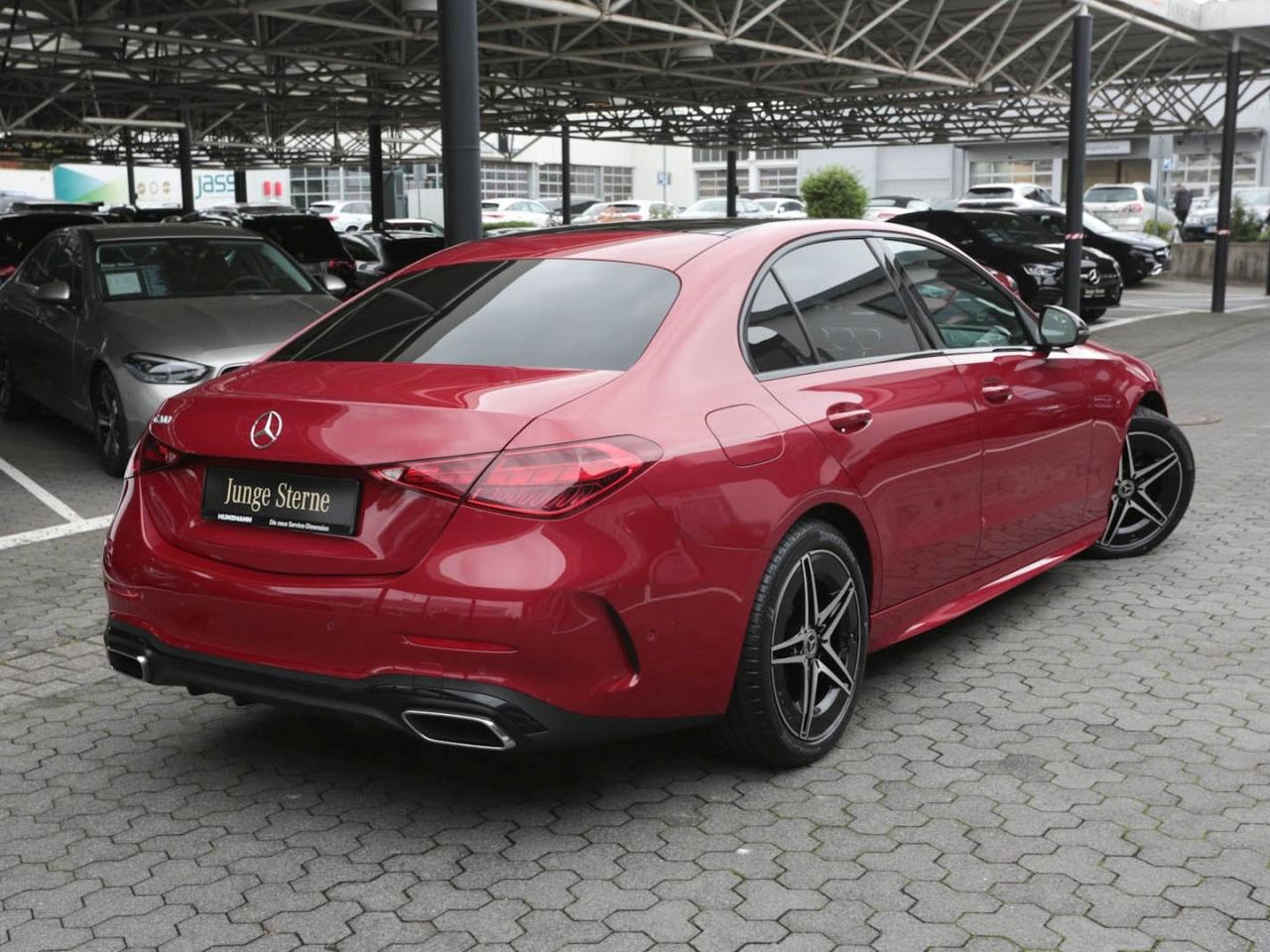 Mercedes-Benz C 200 AMG Night Panorama-Schiebedach Memory 360° Mercedes-Benz C 200 AMG Night Panorama-Schiebedach Memory 360°