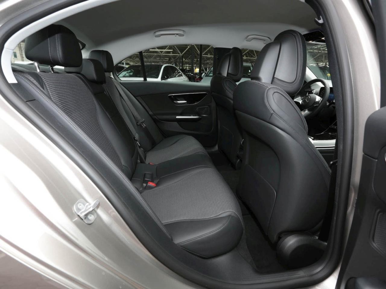 Mercedes-Benz C 200 Avantgarde MBUXNavi-Prem. 360° Spiegel-P