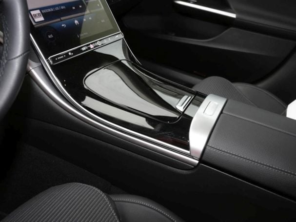Mercedes-Benz C 200 Avantgarde MBUXNavi-Prem. 360° Spiegel-P