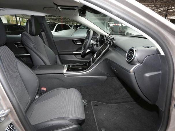 Mercedes-Benz C 200 Avantgarde MBUXNavi-Prem. 360° Spiegel-P Mercedes-Benz C 200 Avantgarde MBUXNavi-Prem. 360° Spiegel-P