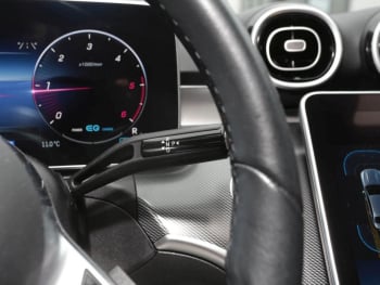 Mercedes-Benz C 220 d Avantgarde Navi Distronic Kamera Park-P