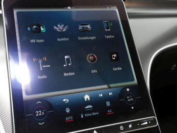 Mercedes-Benz C 220 d Avantgarde Navi Distronic Kamera Park-P