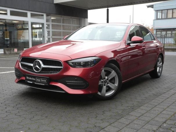 Mercedes-Benz C 220 d Avantgarde Navi Distronic Kamera Park-P Mercedes-Benz C 220 d Avantgarde Navi Distronic Kamera Park-P