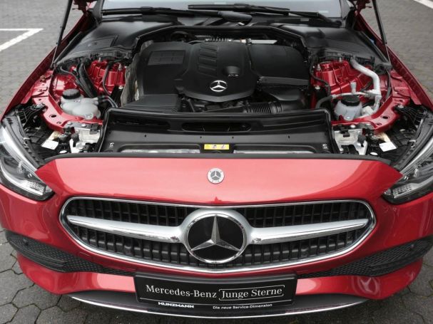 Mercedes-Benz C 220 d Avantgarde Navi Distronic Kamera Park-P Mercedes-Benz C 220 d Avantgarde Navi Distronic Kamera Park-P