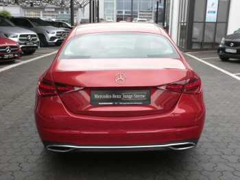 Mercedes-Benz C 220 d Avantgarde Navi Distronic Kamera Park-P