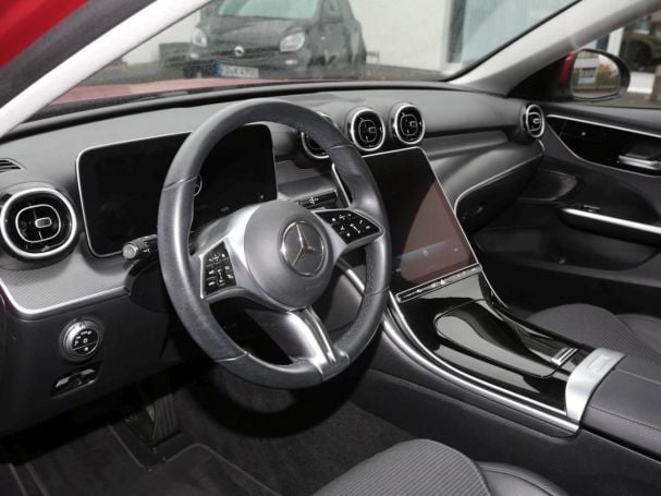 Mercedes-Benz C 220 d Avantgarde Navi Distronic Kamera Park-P