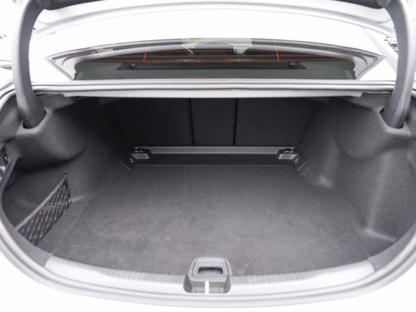 Mercedes-Benz C 220 d AMG MBUX Navi Distronic Kamera Spiegel-P