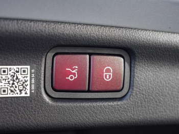 Mercedes-Benz C 220 d AMG MBUX Navi Memory AHK Winter-Paket